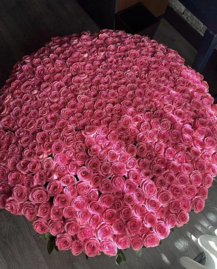 Tidal Market Note workshop space where corporate flower arrangements are designed and prepared for business delivery